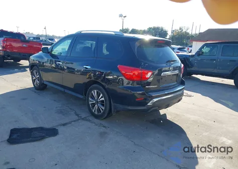2017 Nissan Pathfinder S z USA, uszkodzony, nr VIN 5N1DR2MN9HC604693